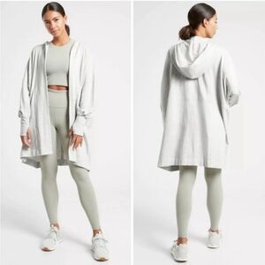 Athleta women’s Tops Athleta Mantra Wrap Color: Gray Size M
